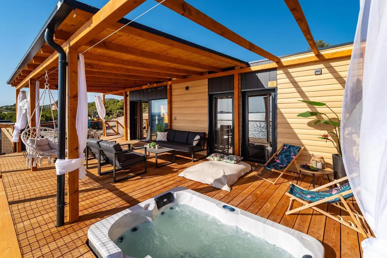 Bella Vista Villa Drage